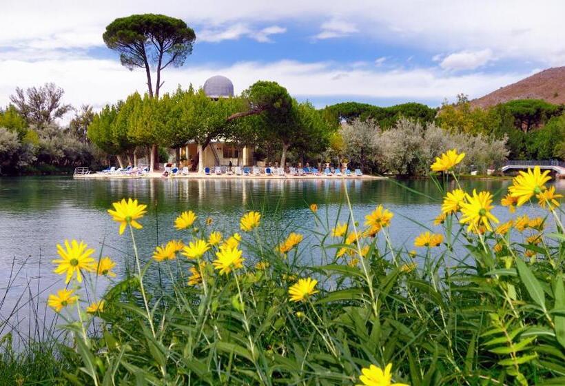 فندق Parque Balneario Termas Pallares