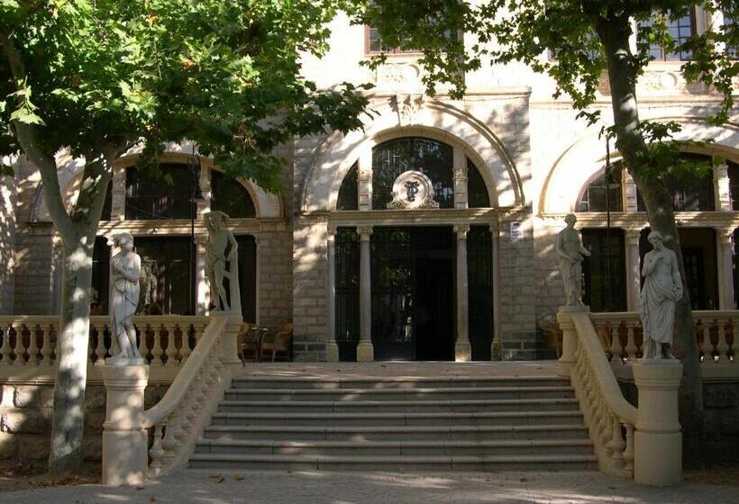 فندق Parque Balneario Termas Pallares