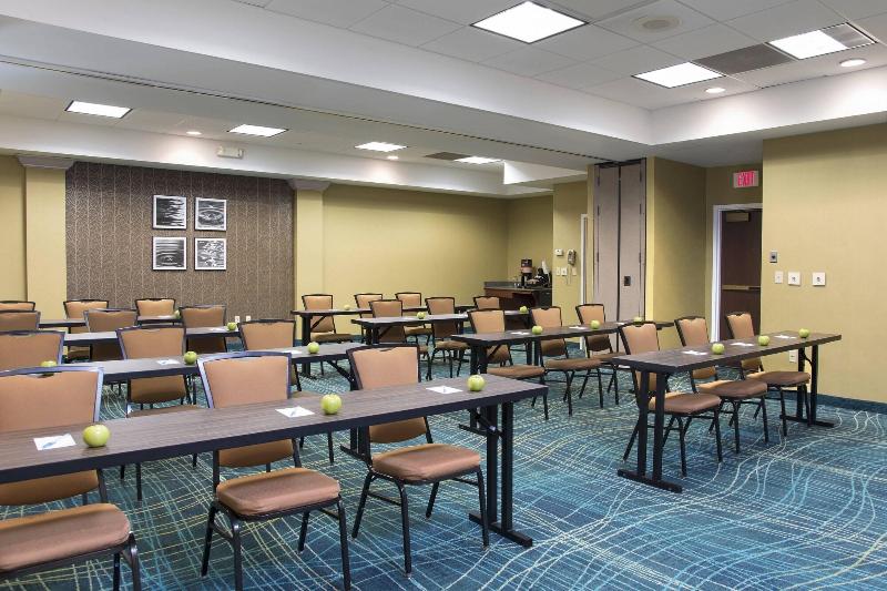 בית מלון כפרי Springhill Suites By Marriott Peoria