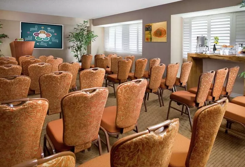 Hotel Tropicana Las Vegas A Doubletree By Hilton