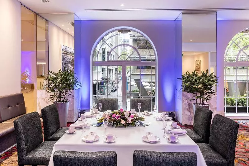 Radisson Blu Plaza Hotel Sydney