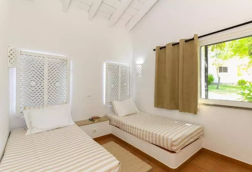 Resort Pedras D El Rei