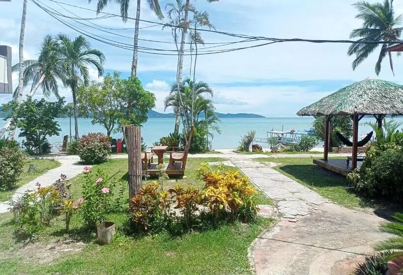 ホテル Ausan Beach Front Cottages