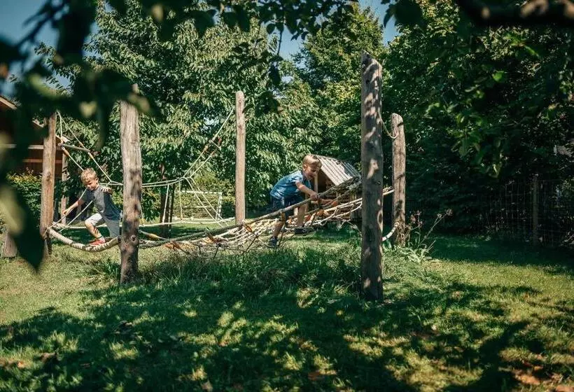 Hotelli Hirschen Stammheim