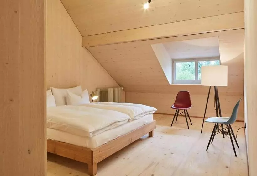 Hotelli Hirschen Stammheim