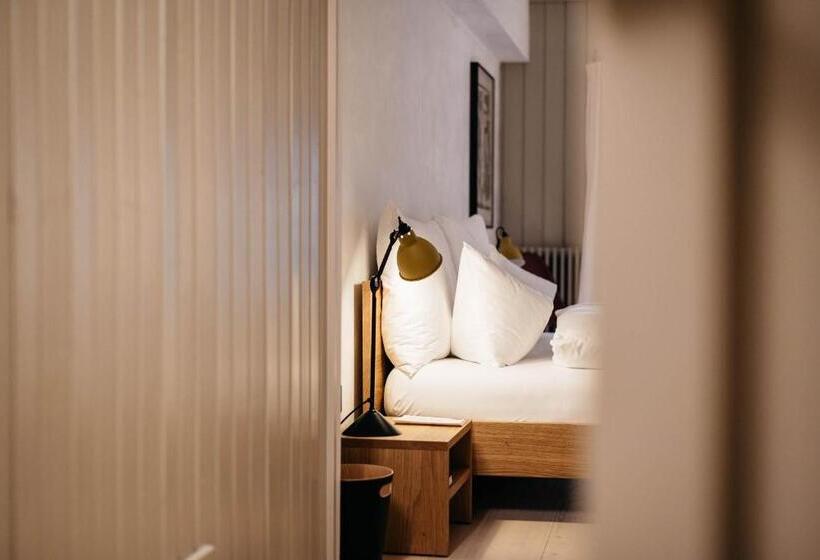 בית מלון כפרי Hirschen Stammheim