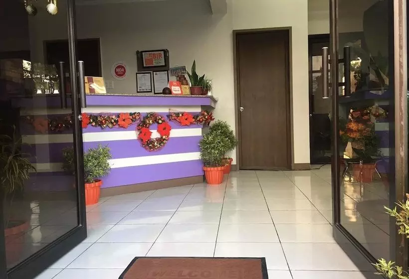 ホテル Tagum Coop Budgetel