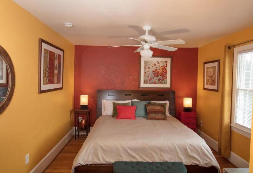 Loudoun Valley Manor B&b