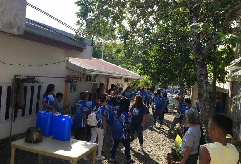 Pensió Czarina Transient House