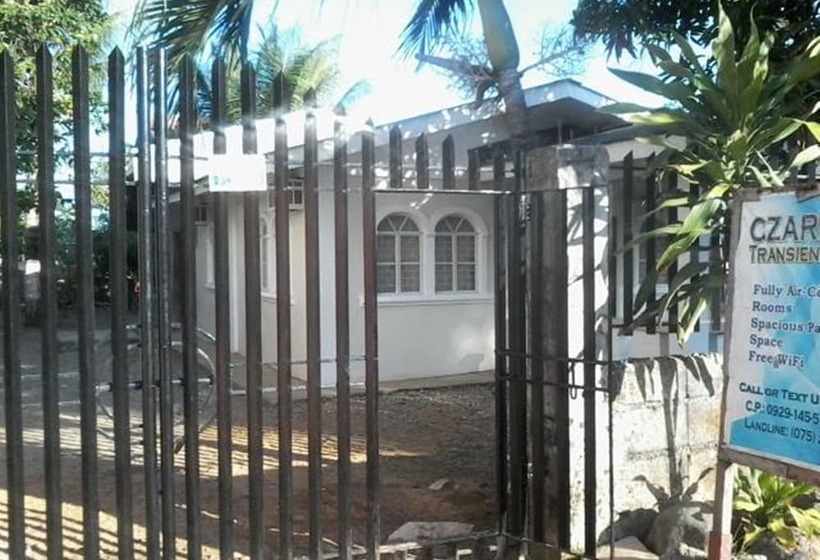 Pensió Czarina Transient House