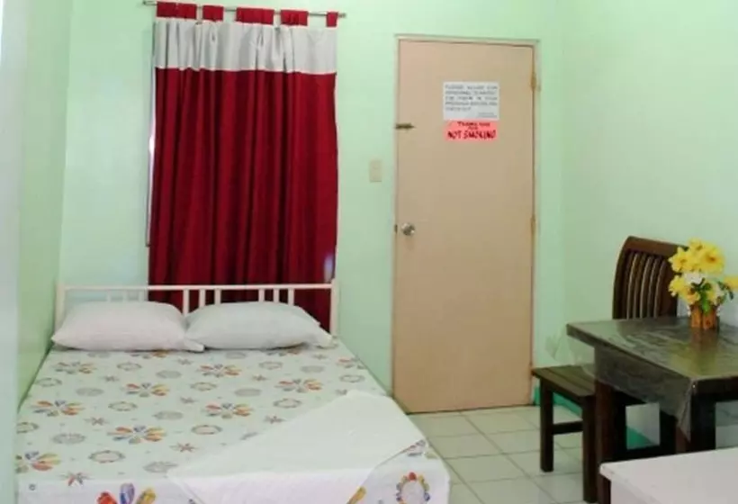 Villa Milagros Pension House