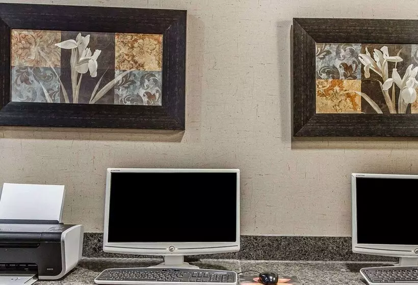 호텔 Comfort Inn & Suites Near Lake Guntersville