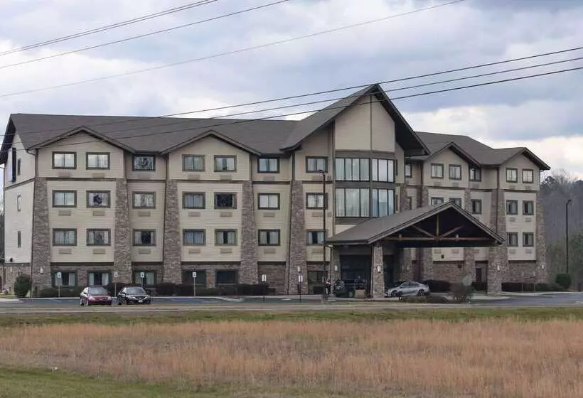 호텔 Comfort Inn & Suites Near Lake Guntersville