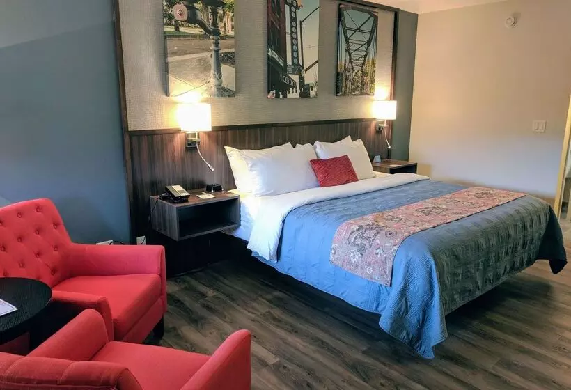 هتل Days Inn By Wyndham Prescott