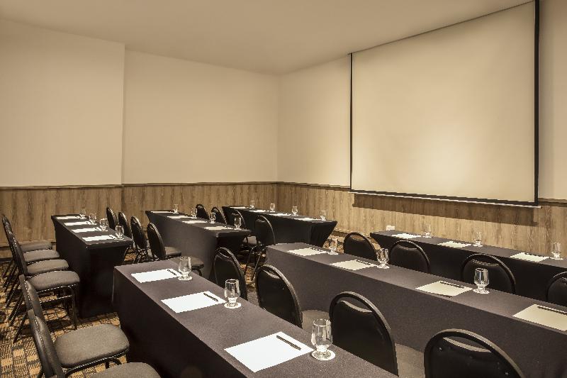 فندق Fiesta Inn Guadalajara Expo