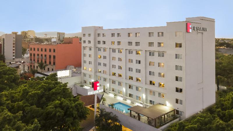 فندق Fiesta Inn Guadalajara Expo