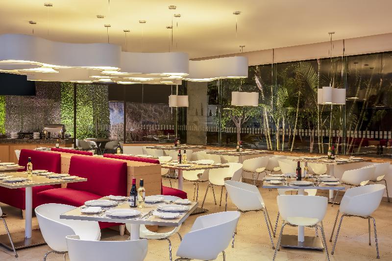 فندق Fiesta Inn Guadalajara Expo