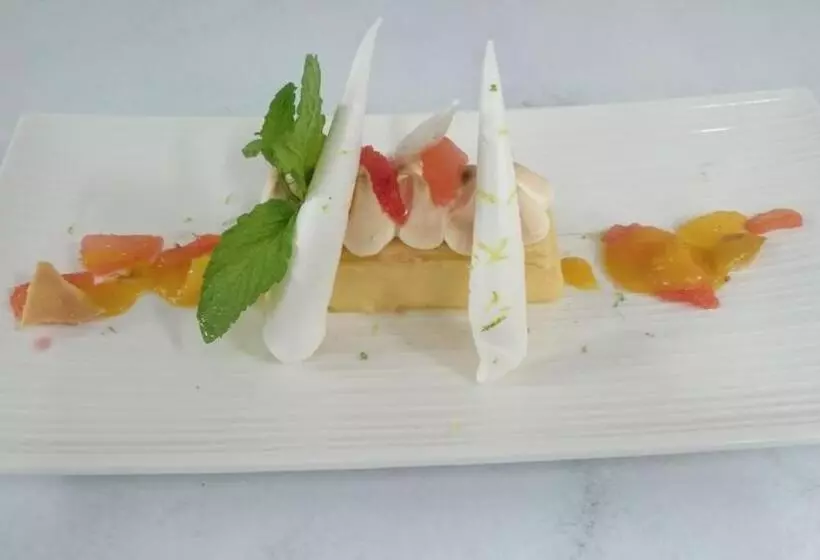 La Glycine Hotel Et Spa