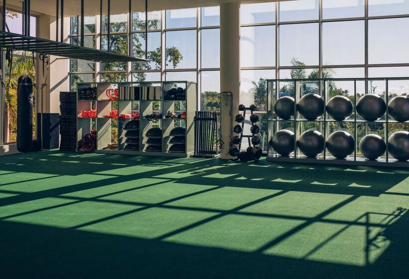 هتل Iberostar Selection Bavaro Suites