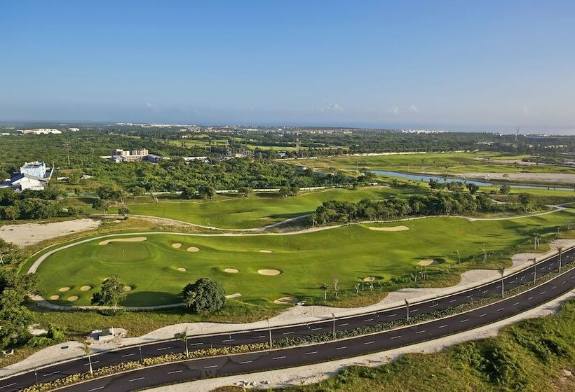 هتل Iberostar Selection Bavaro Suites