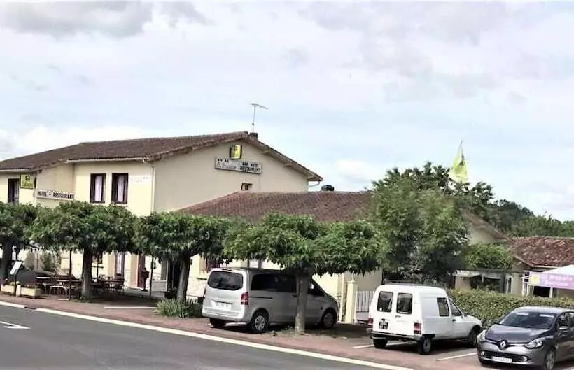 ホテル La Braisière