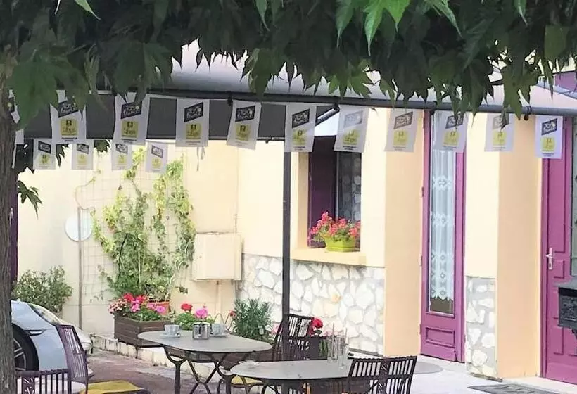 ホテル La Braisière