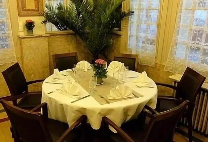 فندق Le Perigord