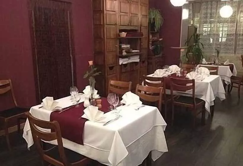 فندق Le Perigord