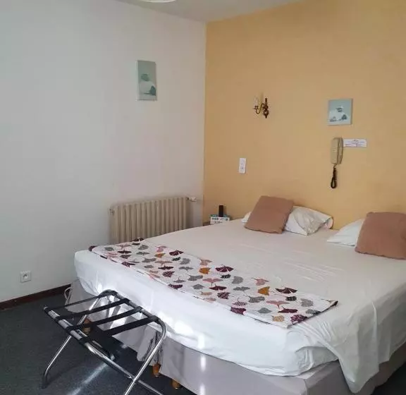 فندق Le Petit Manoir Logis