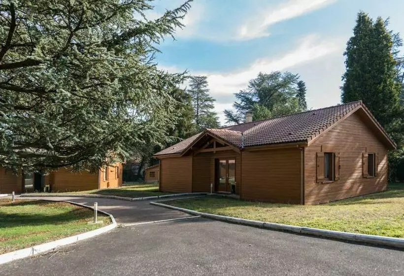 ホテル Les Cèdres Bleus