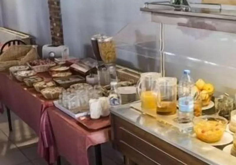 酒店 Logis Hôtel Les Paturelles