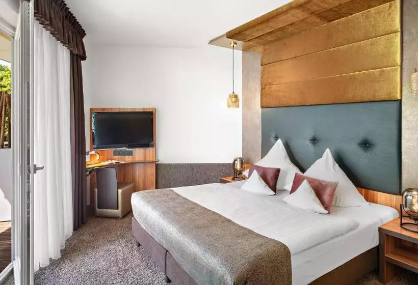 בית מלון כפרי Lifestyle Resort Zum Kurfürsten