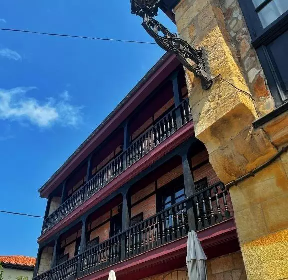 هتل Puerto Calderon