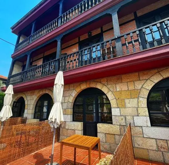 هتل Puerto Calderon