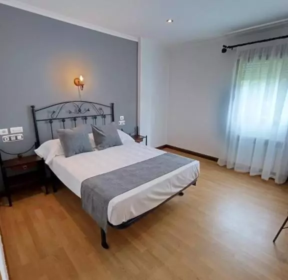 هتل Puerto Calderon