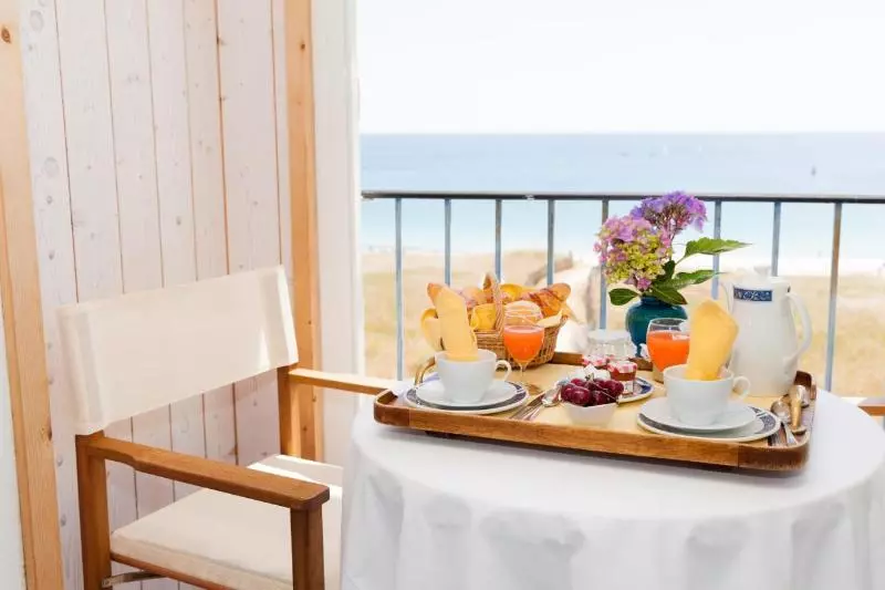 فندق Restaurant De La Plage