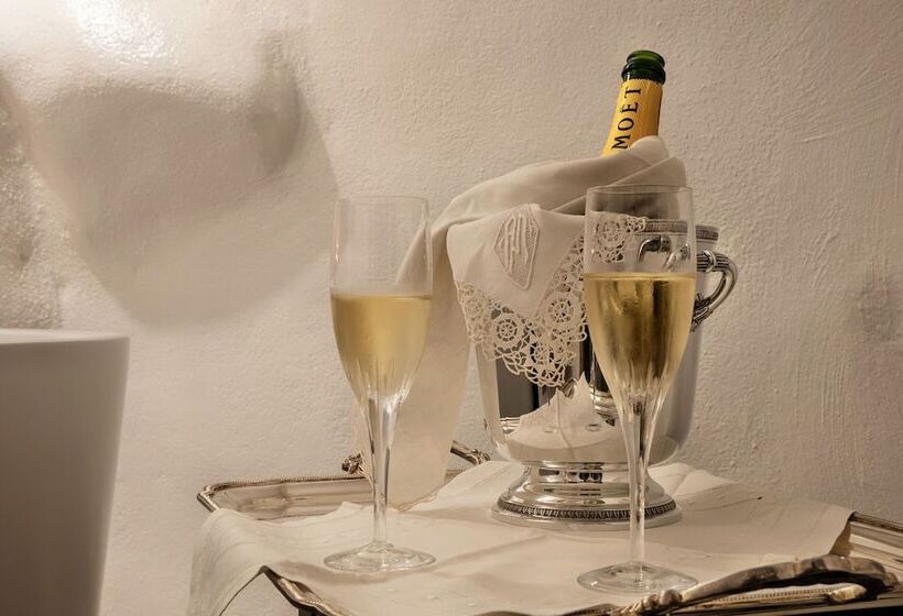 Abelis Canava Luxury Suites