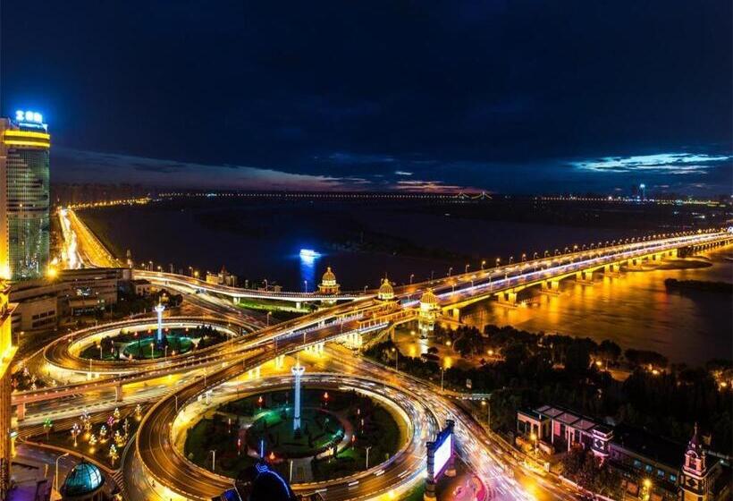 בית מלון כפרי 7days Premium Harbin Xuefu Road Branch