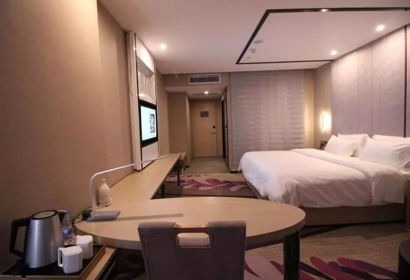Lavande Hotel Nanchang East Aixihu Subway Station Branch