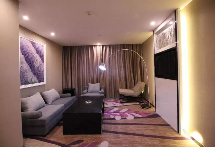 Lavande Hotel Nanchang East Aixihu Subway Station Branch