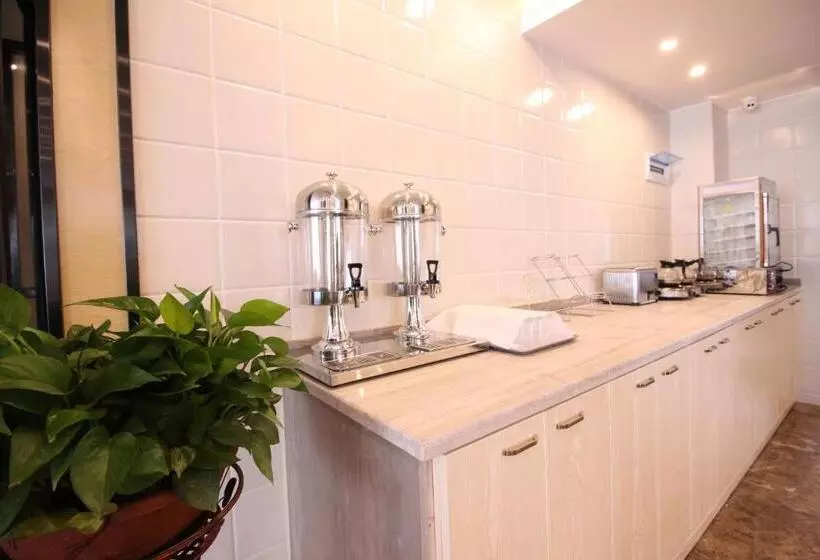 Lavande Hotel Nanchang East Aixihu Subway Station Branch