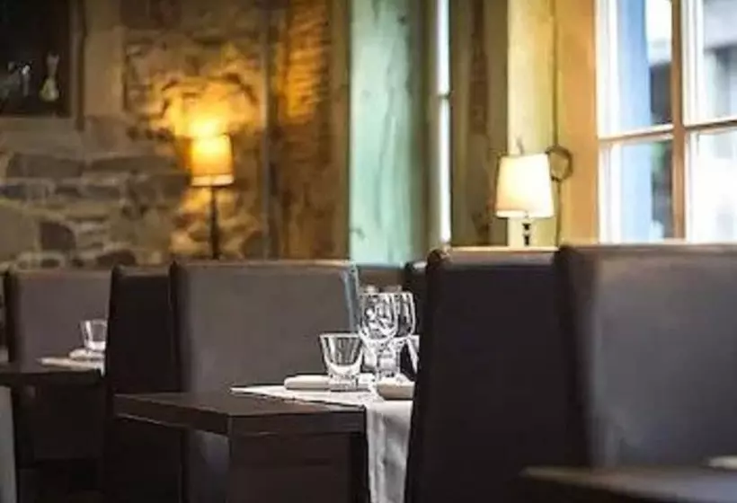 Hotelli Auberge Du Cheval Blanc