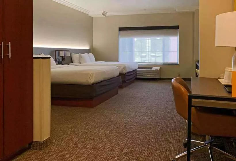 ホテル Comfort Suites Oceanside Camp Pendleton Area
