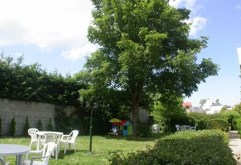 Отель Des Tilleuls