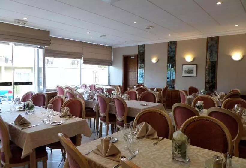 Отель Des Tilleuls