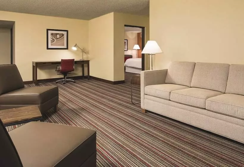 فندق Four Points Bentonville