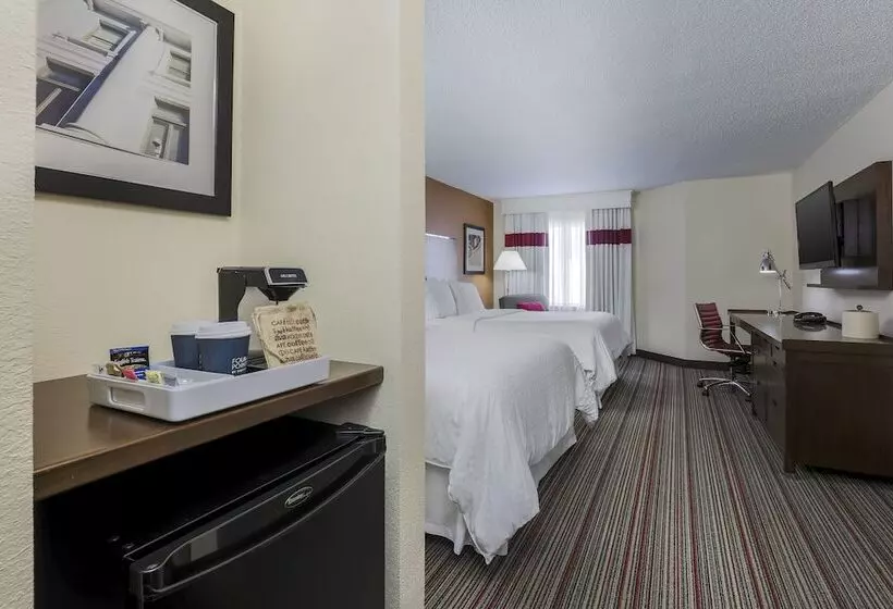 فندق Four Points Bentonville