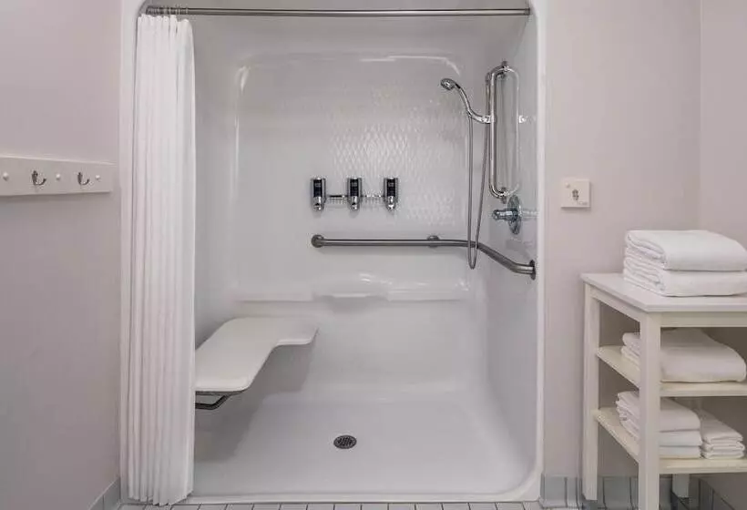 فندق Four Points Bentonville