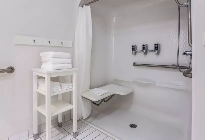 فندق Four Points Bentonville