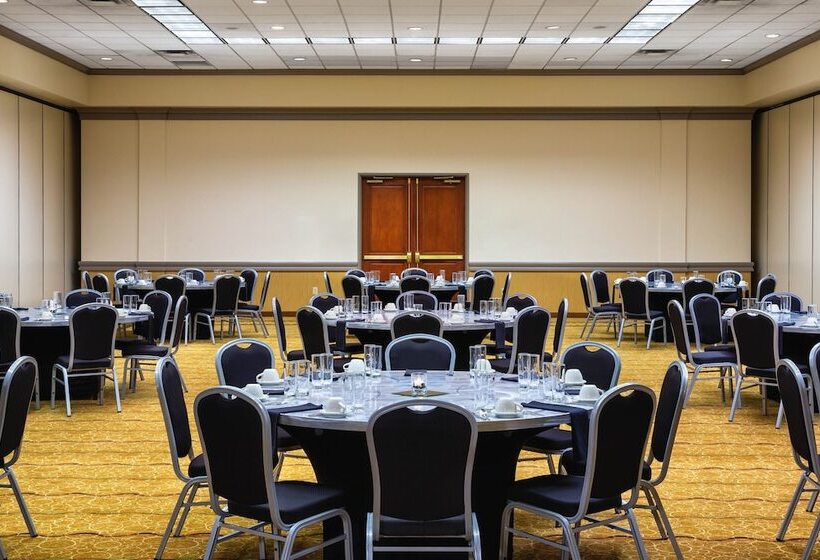 فندق Four Points Bentonville